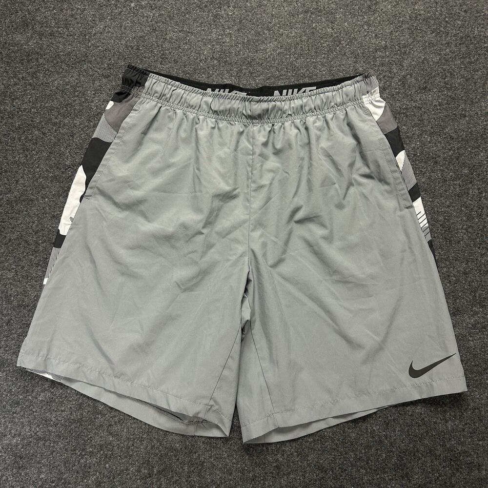 Nike Dri Fit Athletic Shorts Men's XL Gray Pockets Drawstring Activewear Bottoms